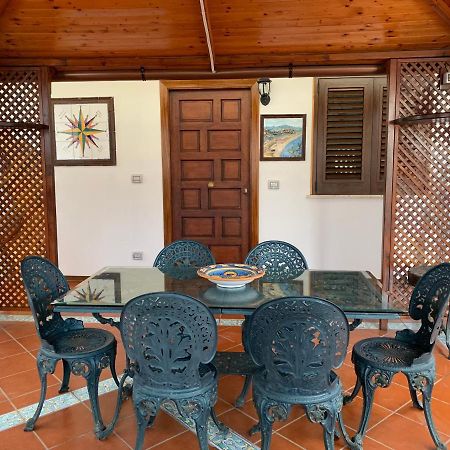 Casa Vacanza Nina Milazzo Bagian luar foto